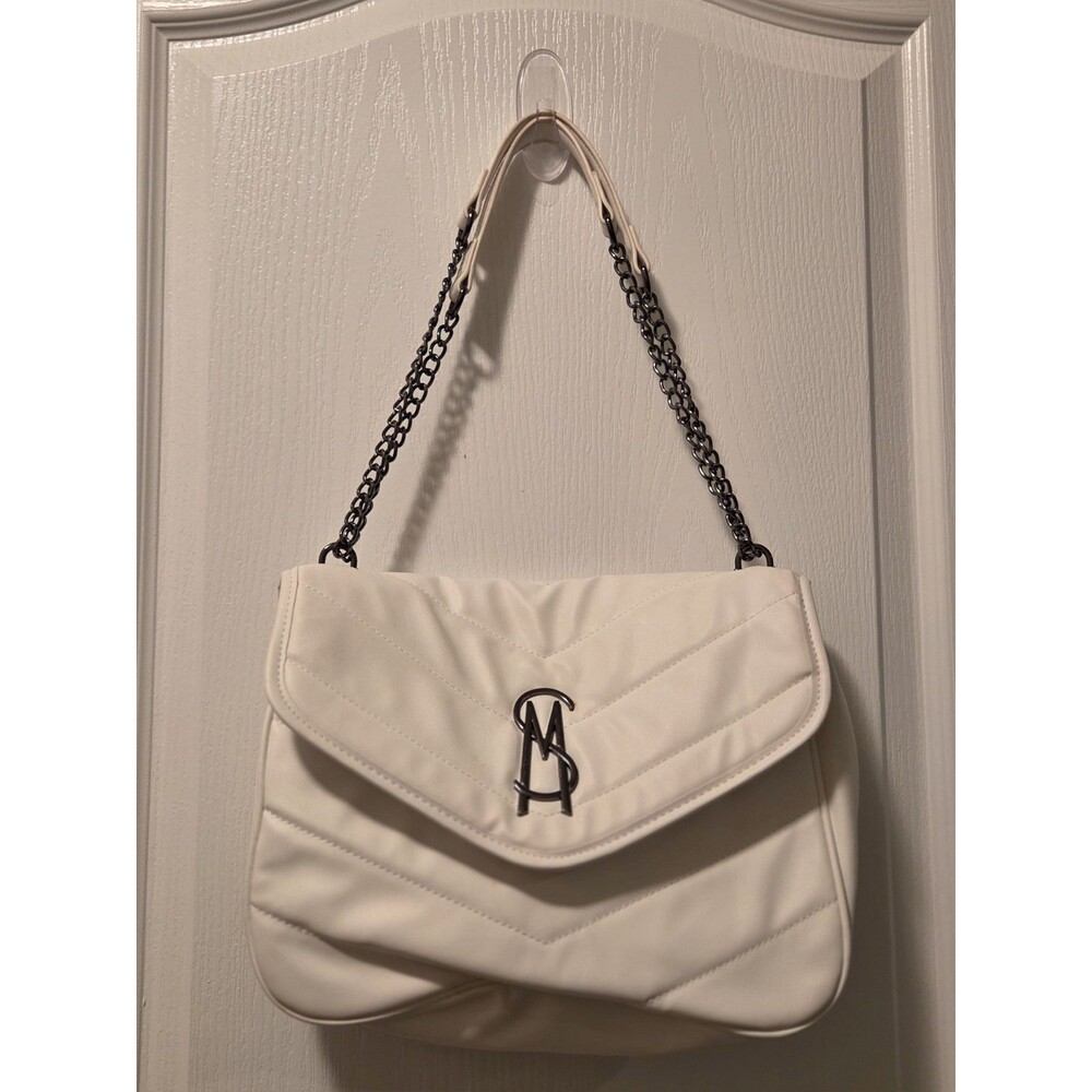 Steve Madden white chevron quilted logo magnetic flap shoulder bag w/chain strap